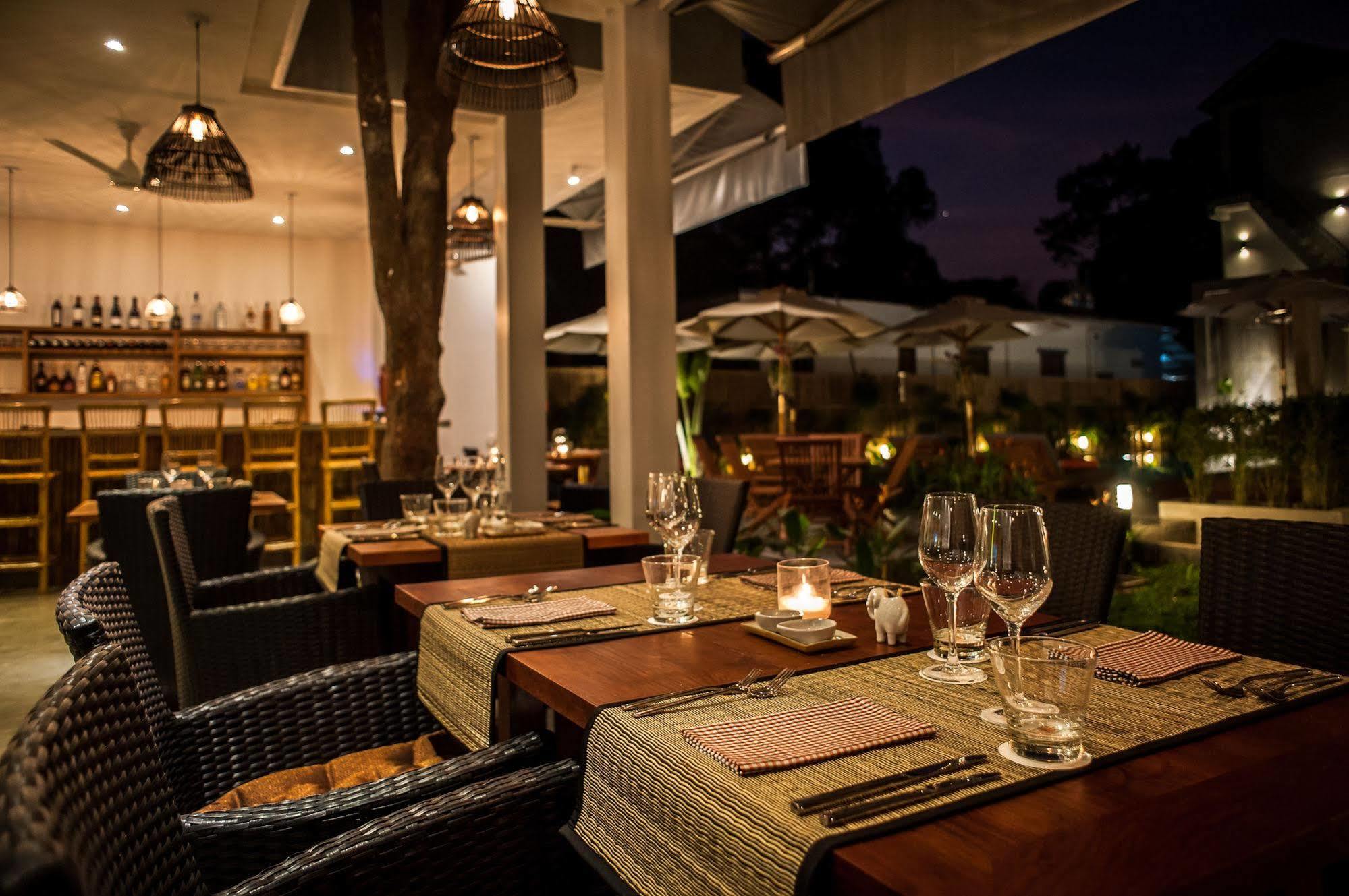 Santa Clara Boutique Hotel Siem Reap Exteriör bild