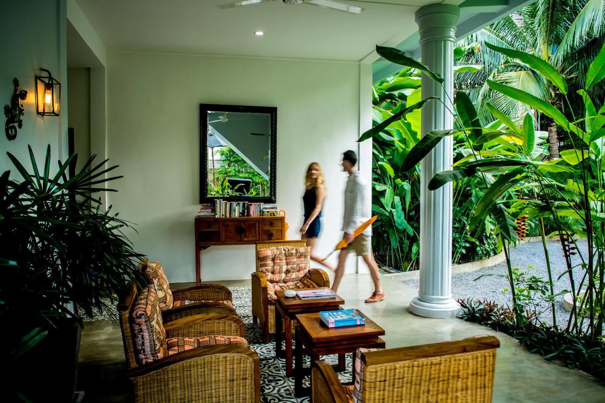Santa Clara Boutique Hotel Siem Reap Exteriör bild