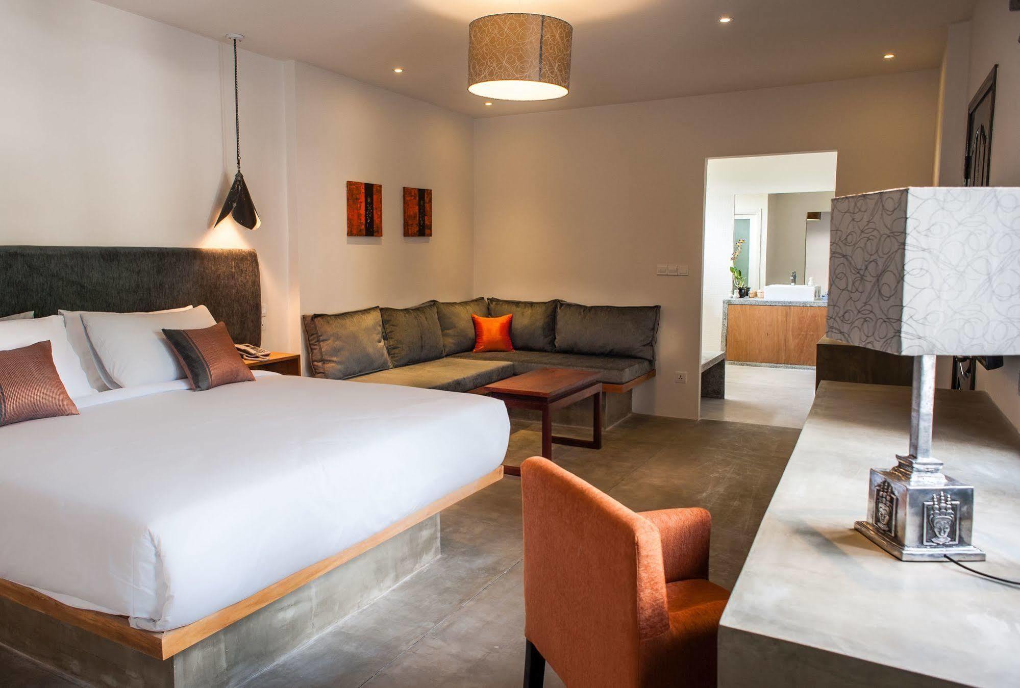 Santa Clara Boutique Hotel Siem Reap Exteriör bild