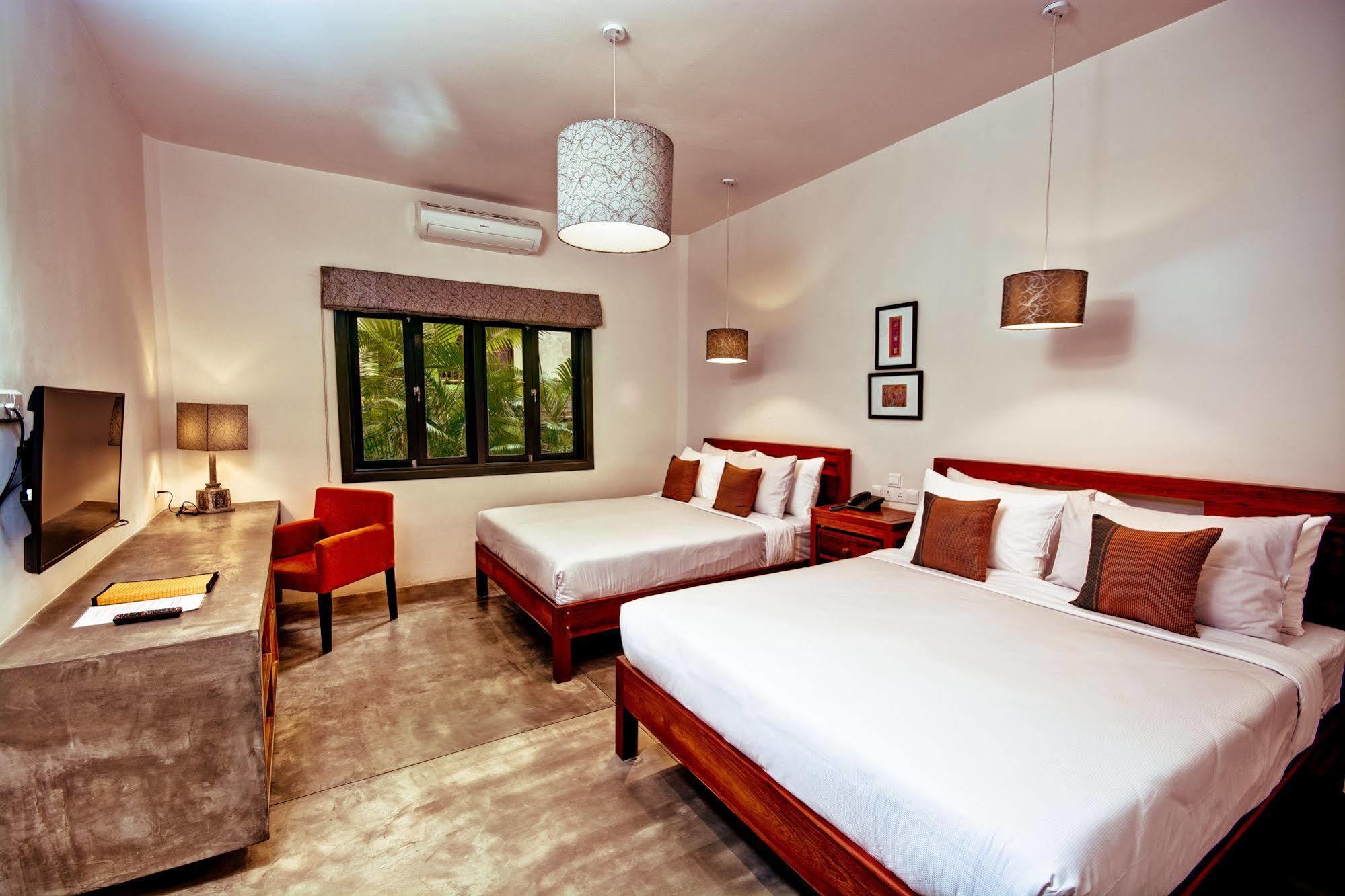 Santa Clara Boutique Hotel Siem Reap Exteriör bild