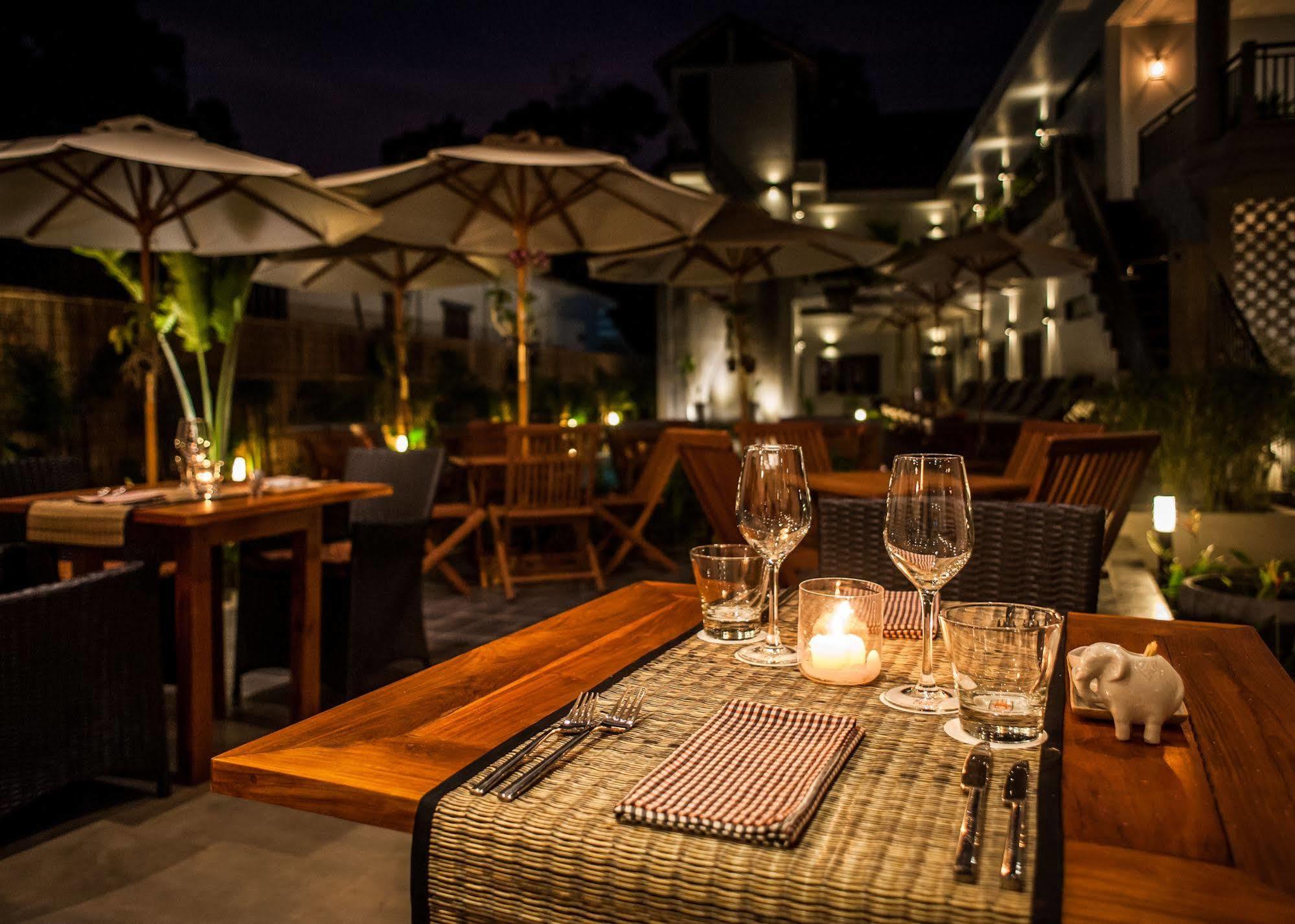 Santa Clara Boutique Hotel Siem Reap Exteriör bild